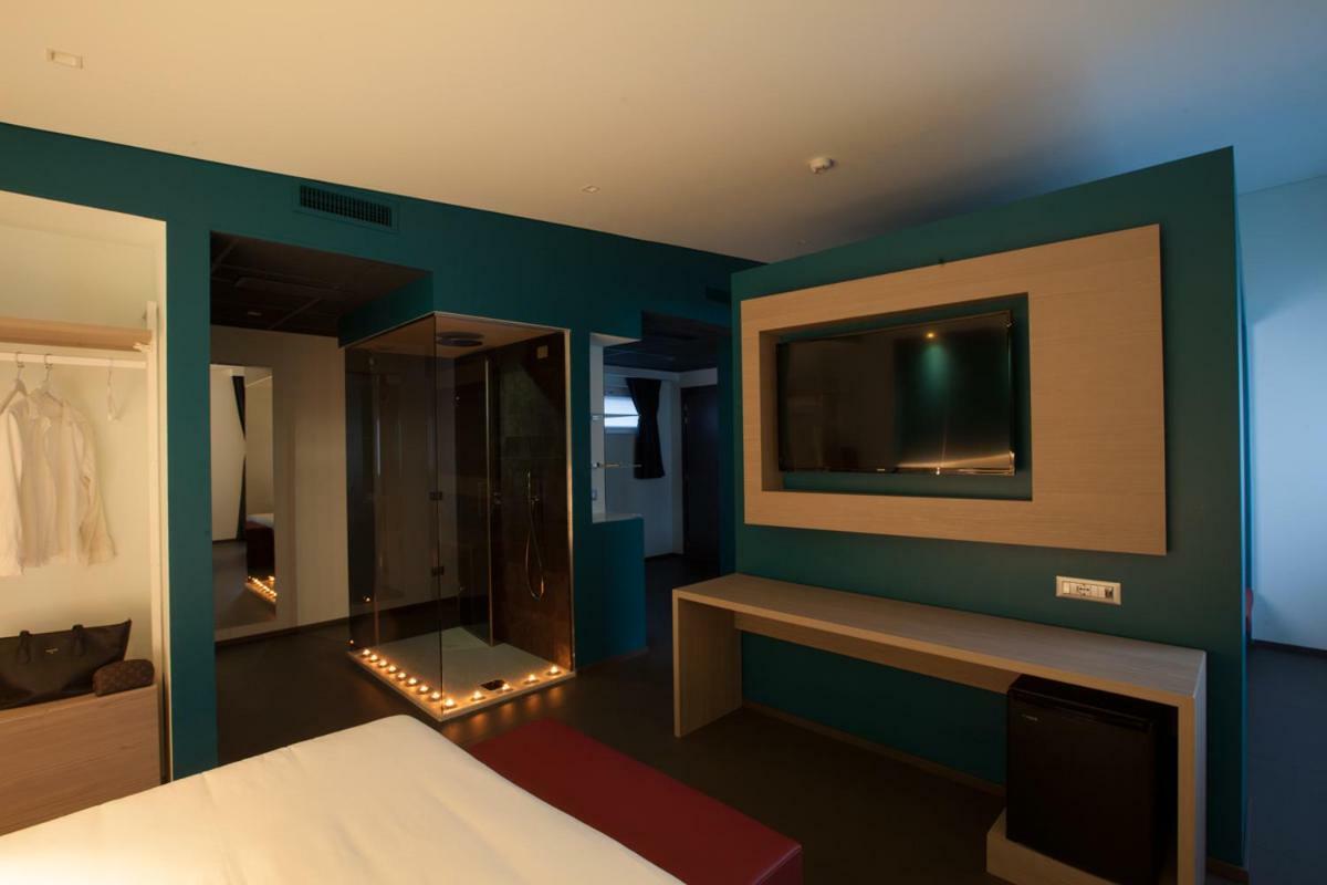 Hotel Carnia Venzone Eksteriør billede